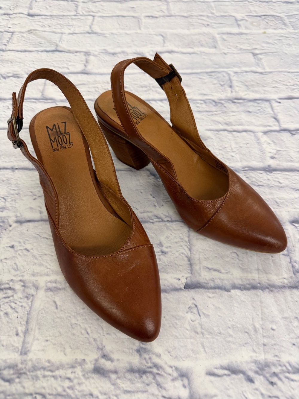 Miz Mooz NYC Vintage Brown Aurora Leather Block Heel Slingbacks. Size 39.
